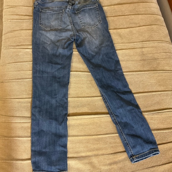 Embroidered size 10 blue jeans - Picture 4 of 4